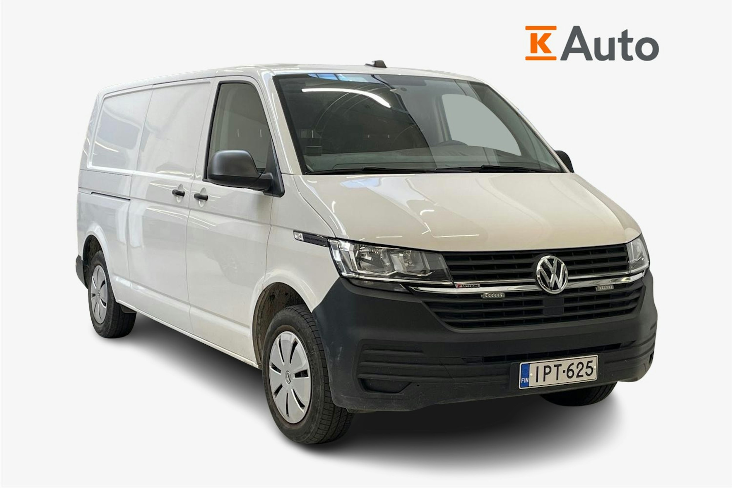 valkoinen Volkswagen Transporter 2023 kuva 1.