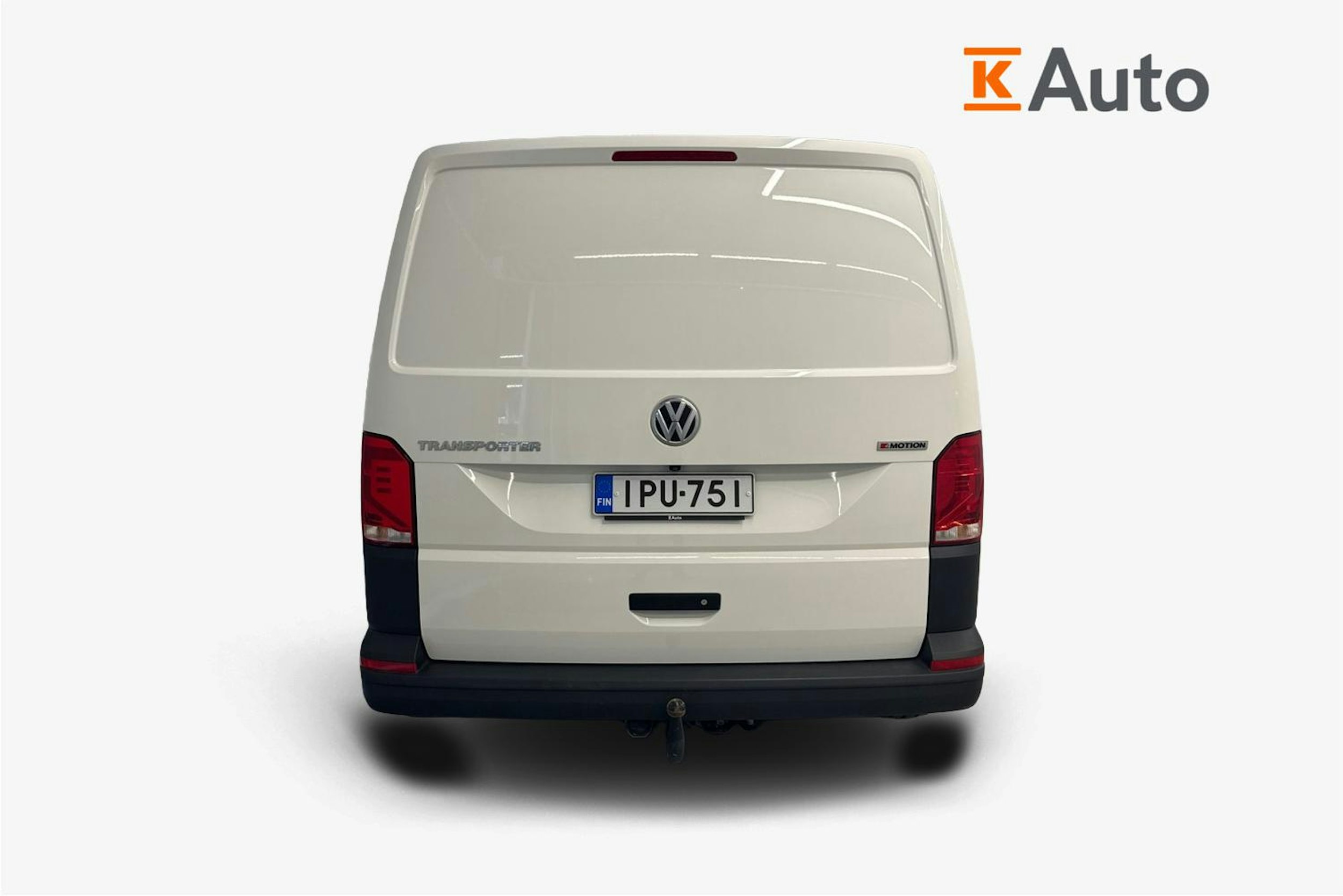 valkoinen Volkswagen Transporter 2023 kuva 4.