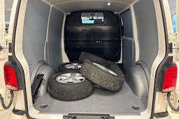 Valkoinen Volkswagen TRANSPORTER 2023 kuva 26.