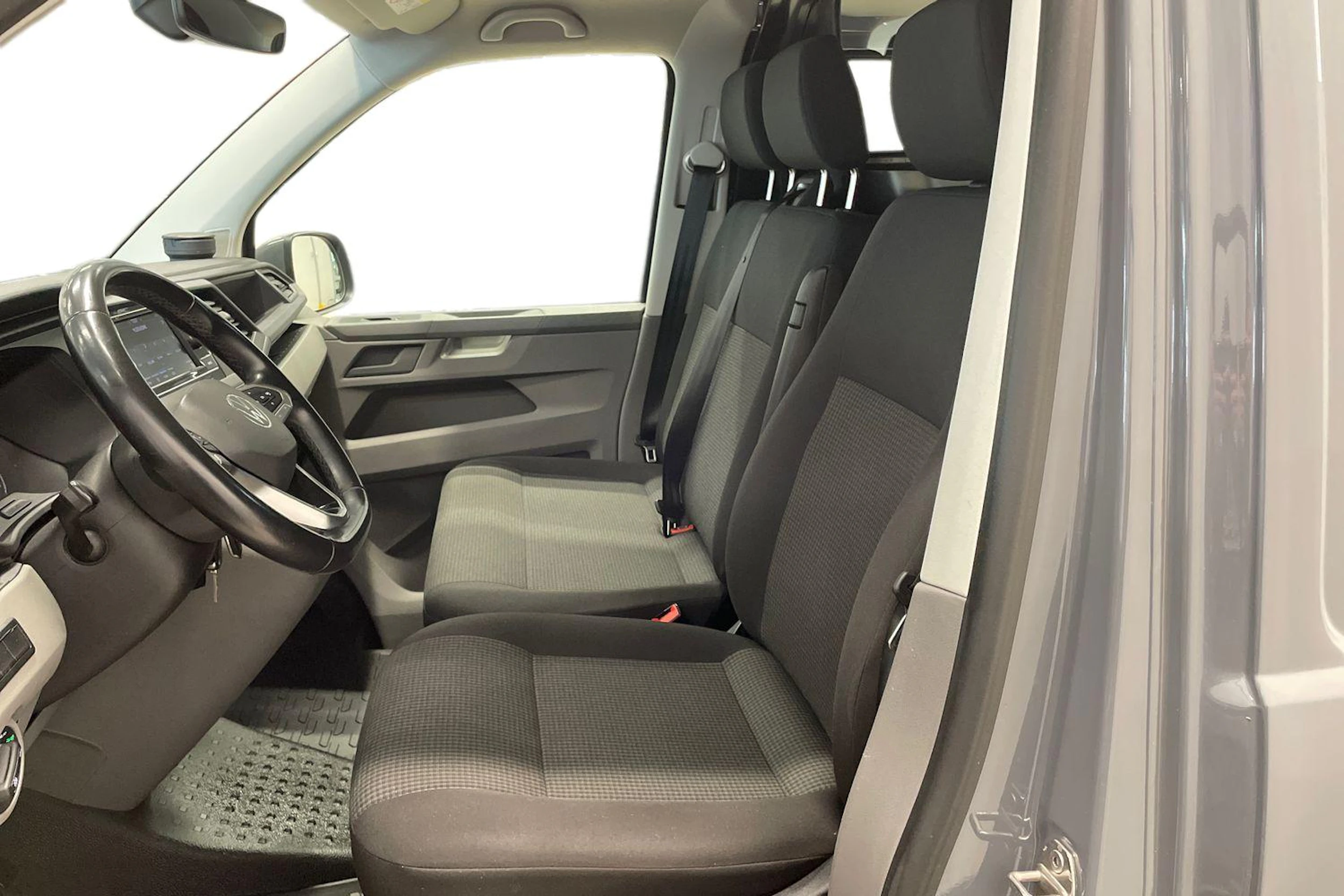 Harmaa Volkswagen TRANSPORTER 2023 kuva 11.