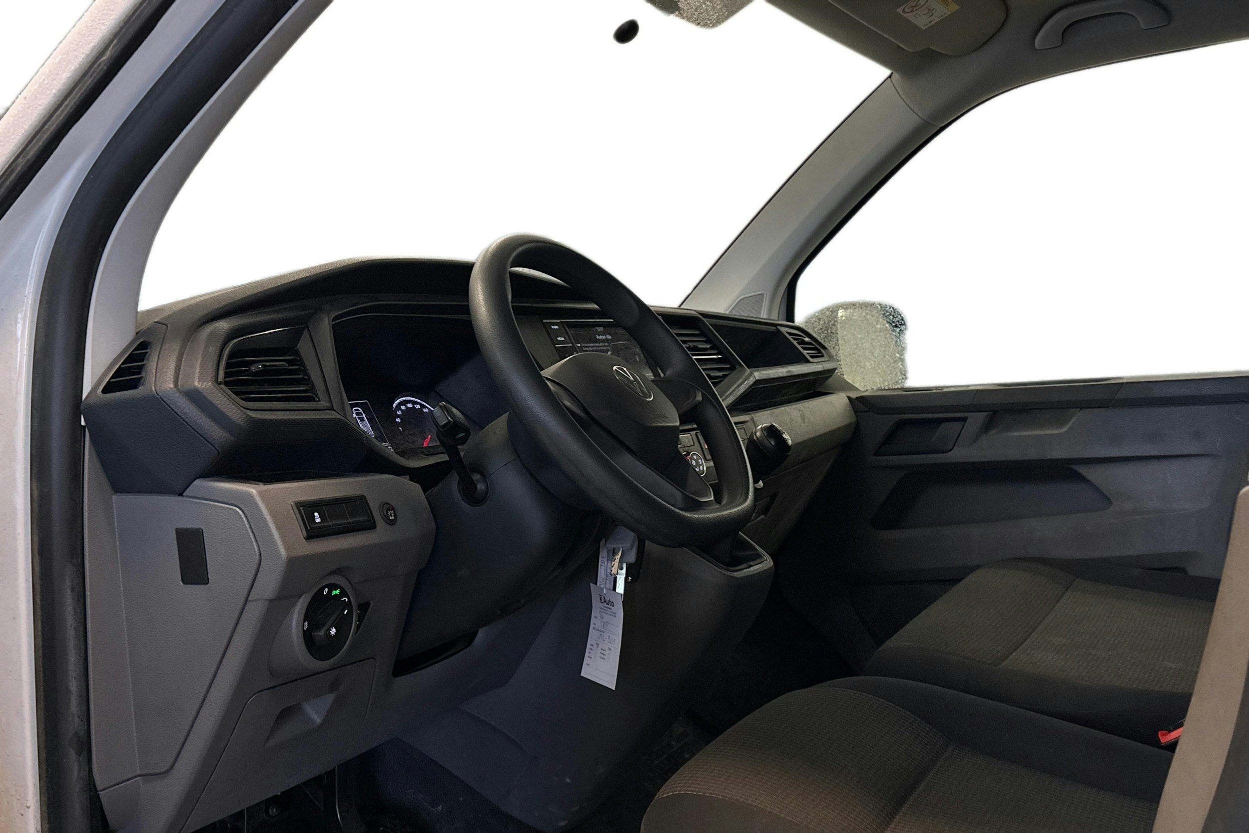 valkoinen Volkswagen Transporter 2023 kuva 3.