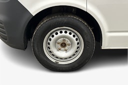 valkoinen Volkswagen Transporter 2023 kuva 9.