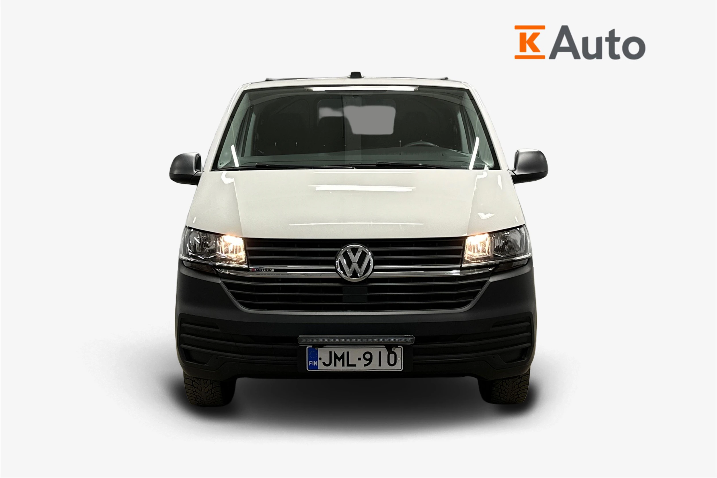 valkoinen Volkswagen Transporter 2023 kuva 4.