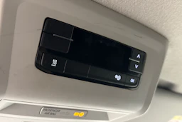 valkoinen Volkswagen Transporter 2023 kuva 19.