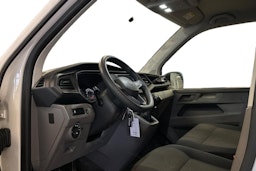 valkoinen Volkswagen Transporter 2023 kuva 3.