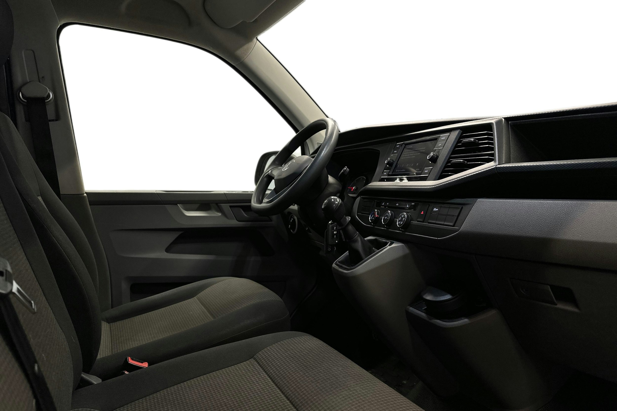 valkoinen Volkswagen Transporter 2023 kuva 9.