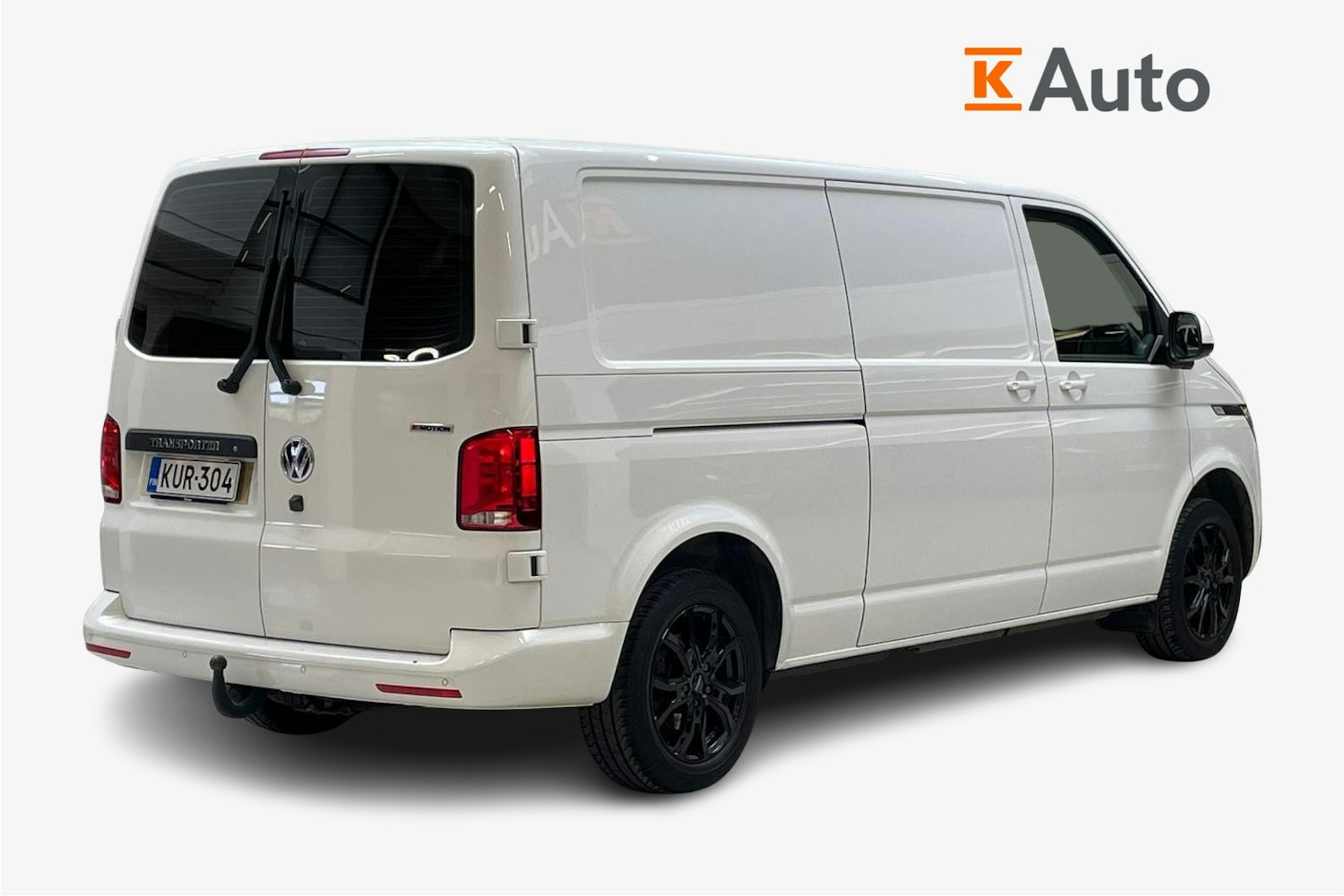 valkoinen Volkswagen Transporter 2023 kuva 2.