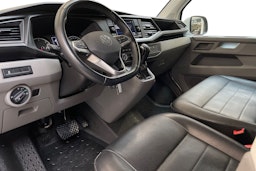 valkoinen Volkswagen Transporter 2023 kuva 7.