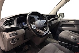 valkoinen Volkswagen Transporter 2023 kuva 3.
