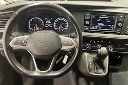 valkoinen Volkswagen Transporter 2023 kuva 9.
