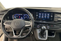 valkoinen Volkswagen Transporter 2023 kuva 7.