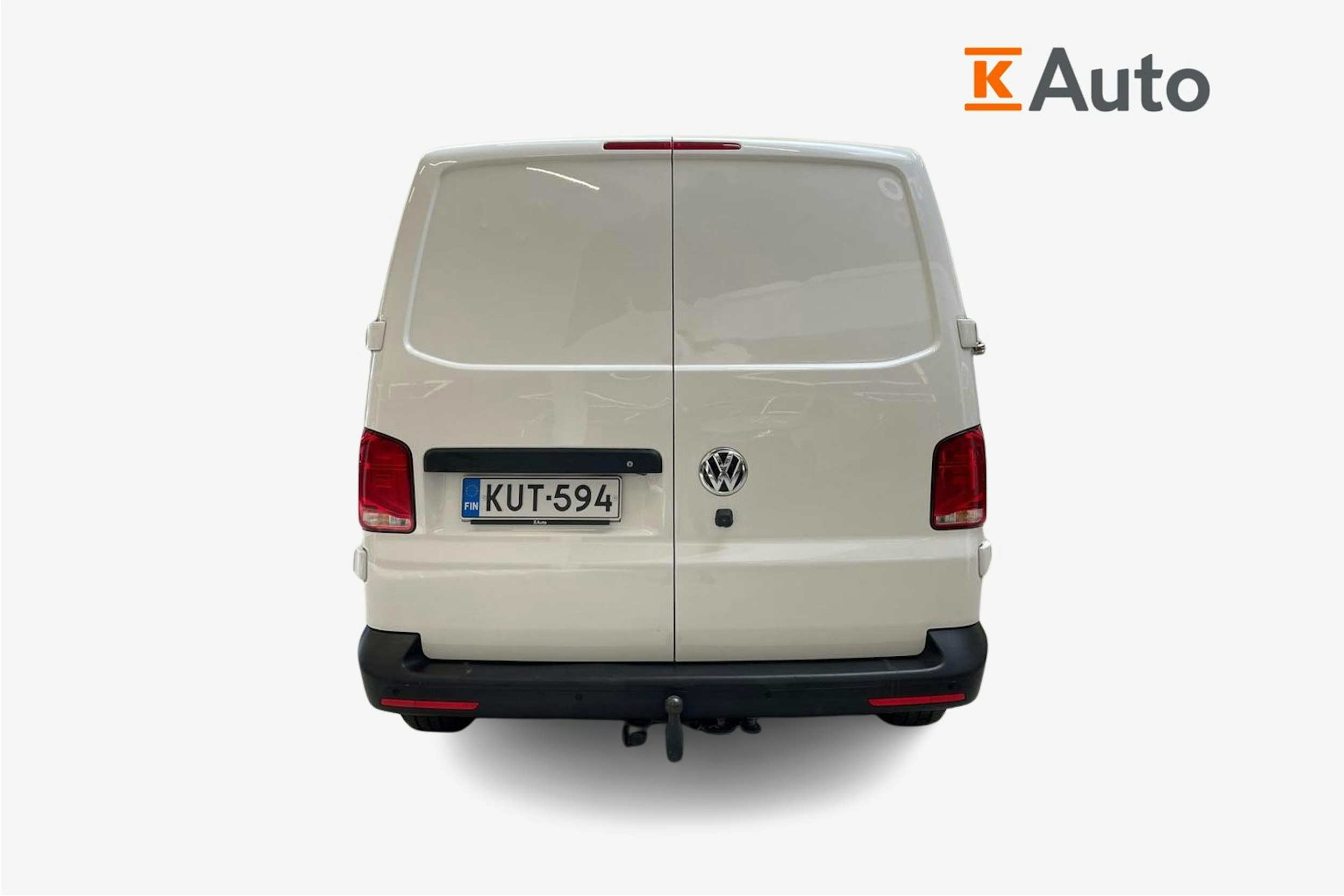 valkoinen Volkswagen Transporter 2023 kuva 3.