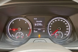 valkoinen Volkswagen Transporter 2023 kuva 22.