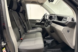 Musta Volkswagen TRANSPORTER 2023 kuva 25.
