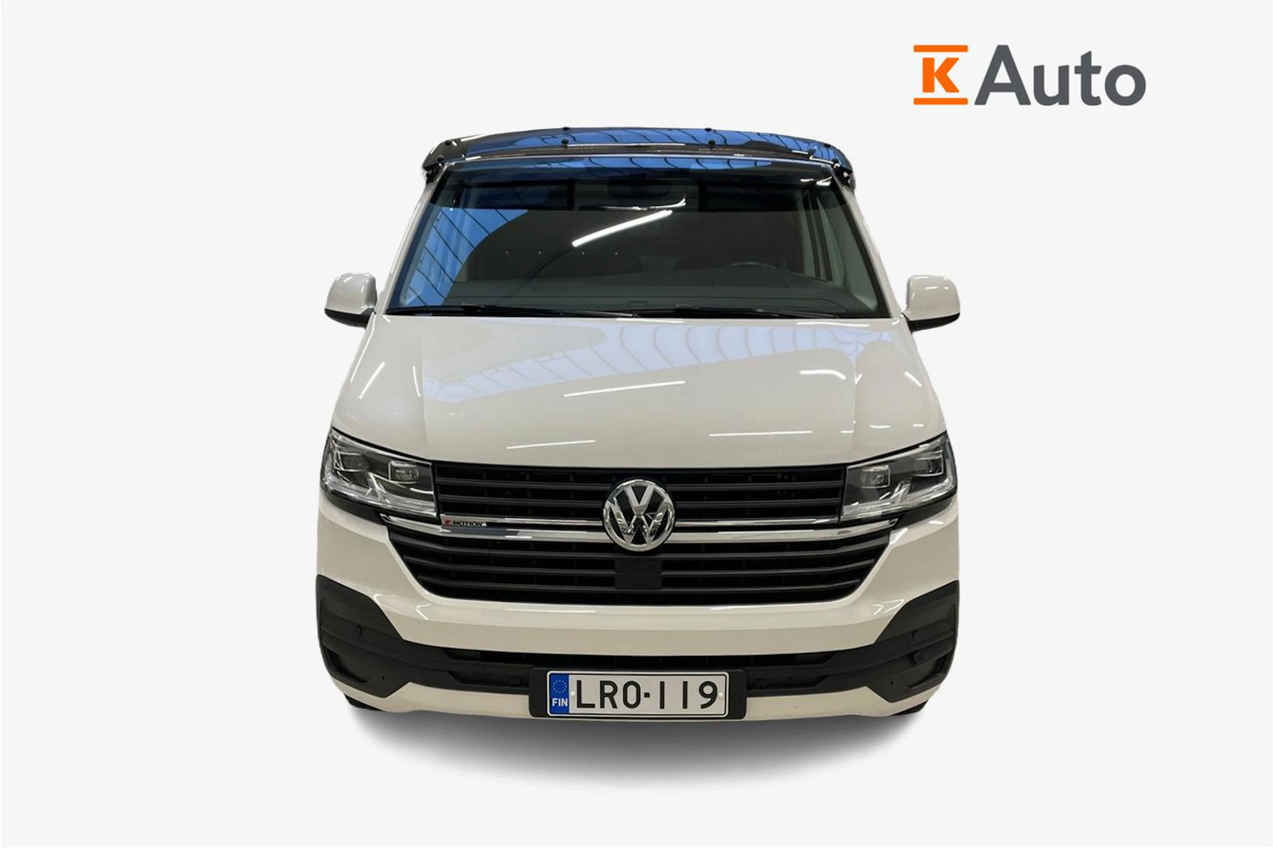 valkoinen Volkswagen Transporter 2023 kuva 5.