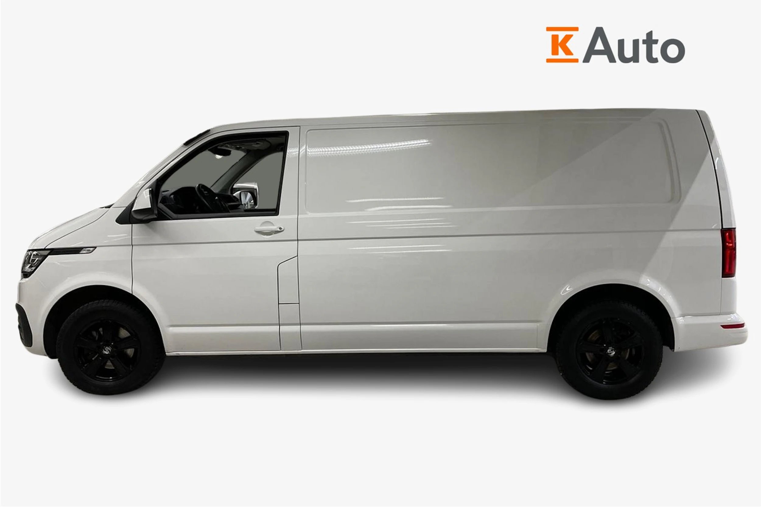 valkoinen Volkswagen Transporter 2023 kuva 7.