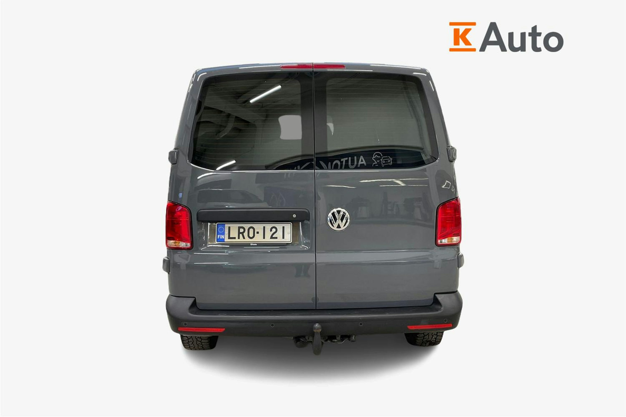harmaa Volkswagen Transporter 2023 kuva 4.