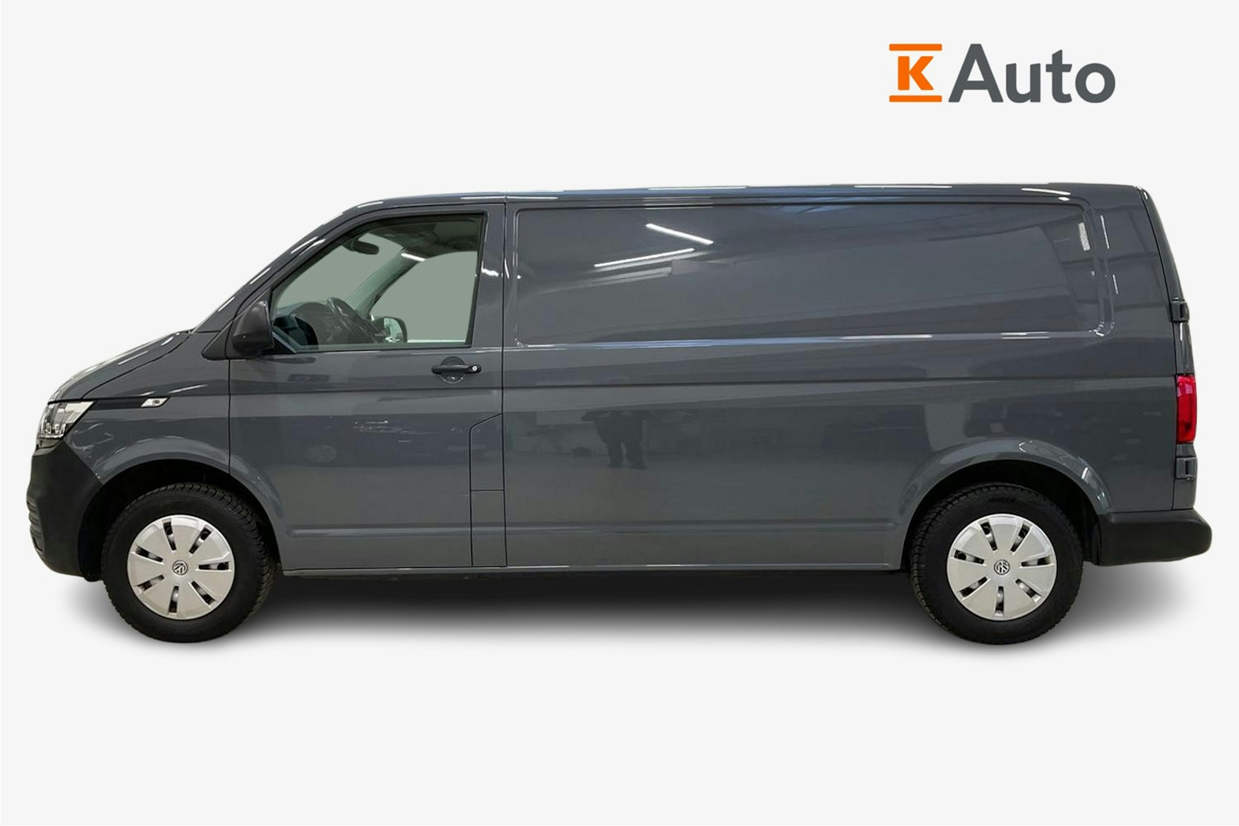 harmaa Volkswagen Transporter 2023 kuva 7.