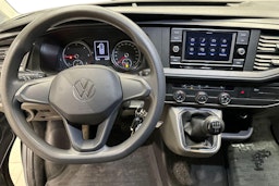 harmaa Volkswagen Transporter 2023 kuva 9.
