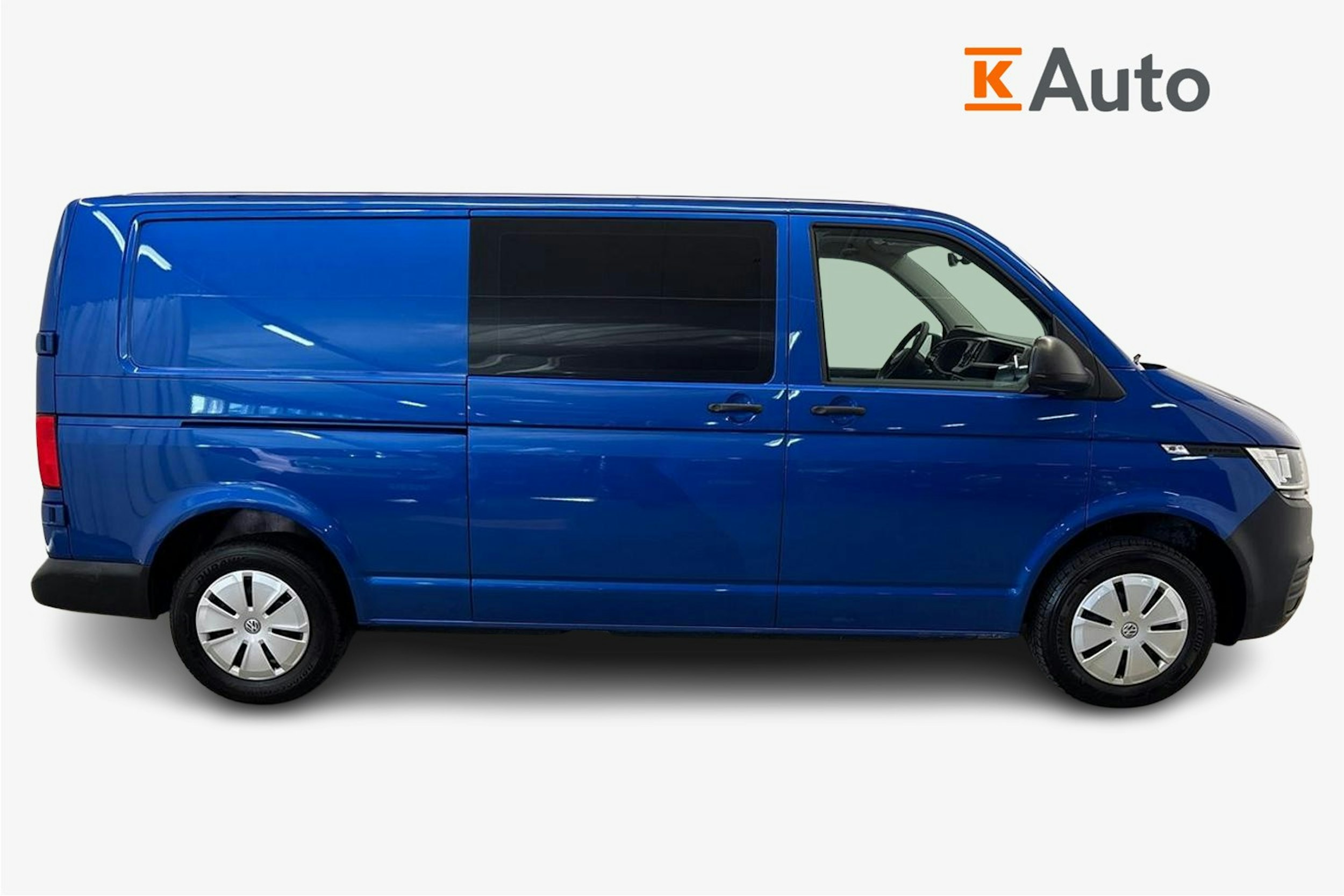 sininen Volkswagen Transporter 2023 kuva 6.