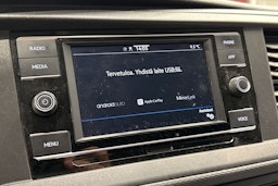 met. harmaa Volkswagen Transporter 2023 kuva 17.