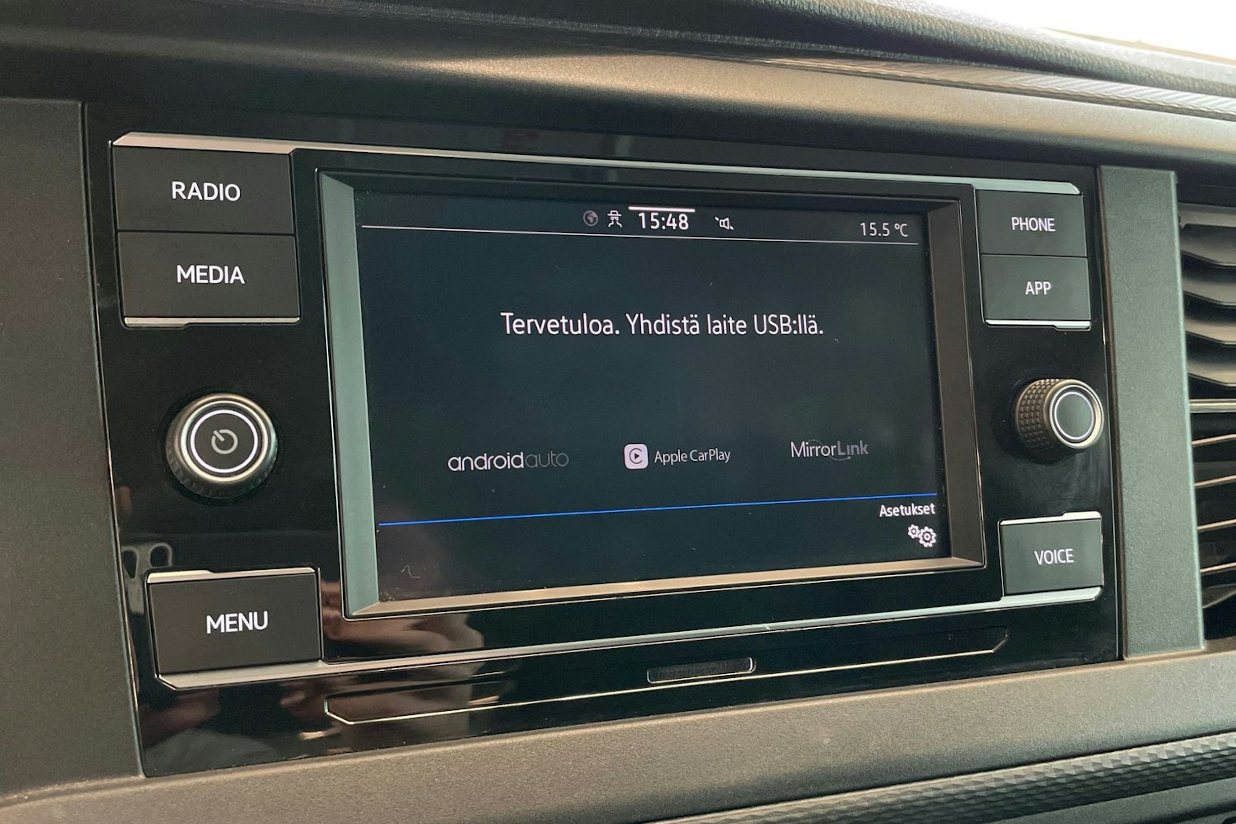 Oranssi Volkswagen TRANSPORTER 2023 kuva 25.