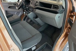 Oranssi Volkswagen TRANSPORTER 2023 kuva 26.