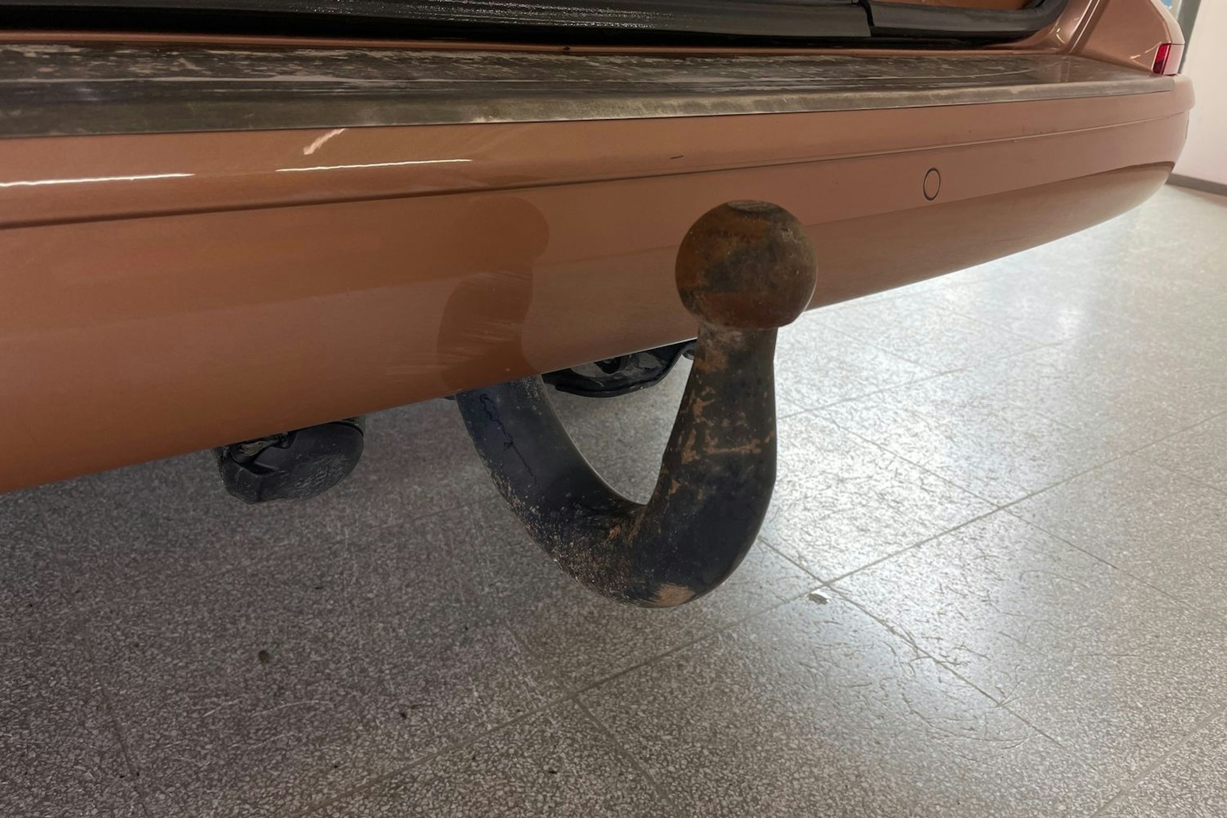 Oranssi Volkswagen TRANSPORTER 2023 kuva 30.