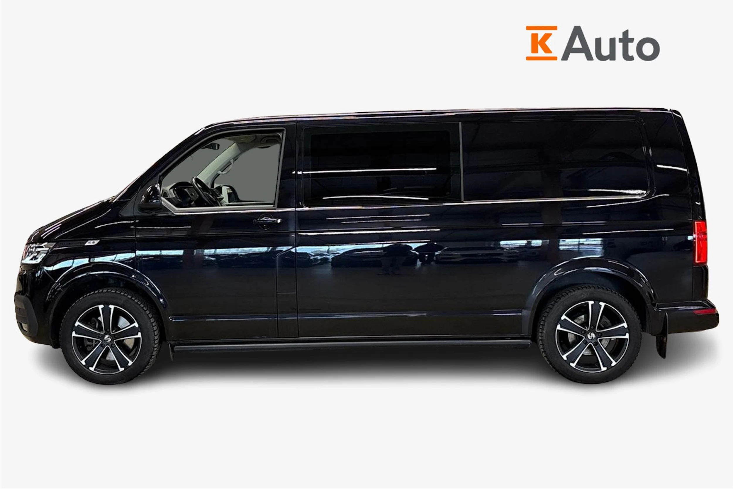 musta Volkswagen Transporter 2023 kuva 7.