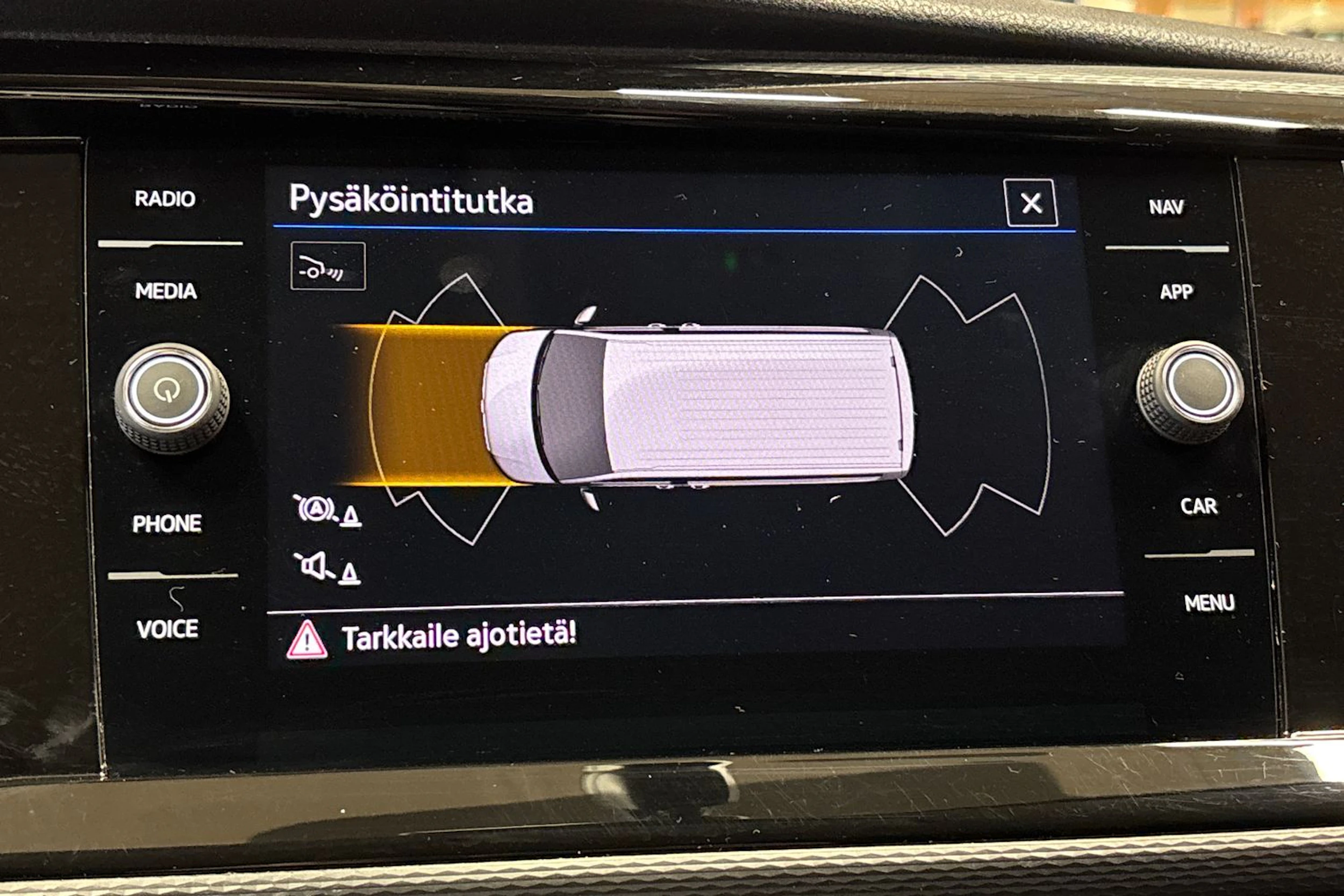 musta Volkswagen Transporter 2023 kuva 24.
