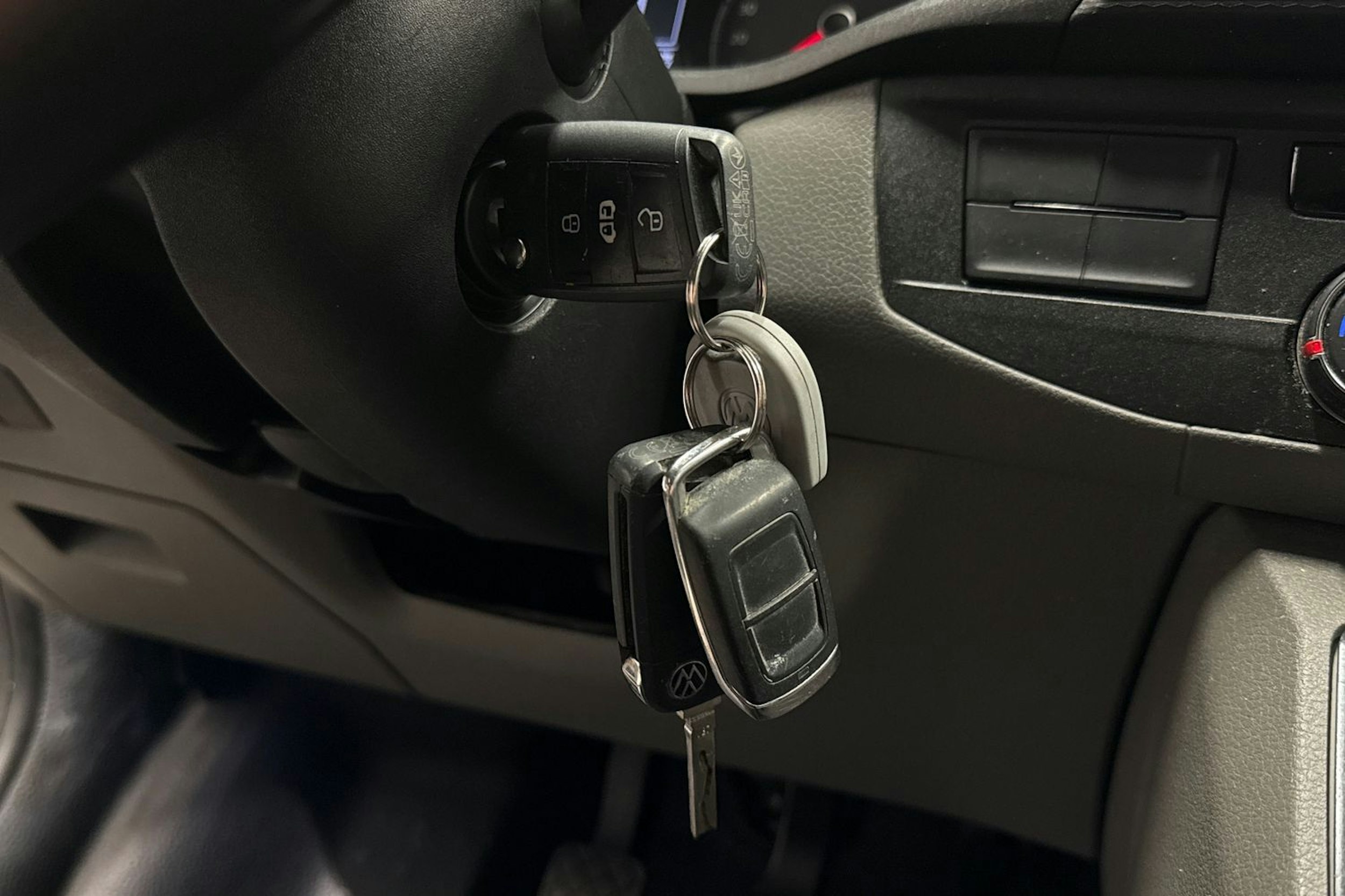 Valkoinen Volkswagen TRANSPORTER 2023 kuva 22.