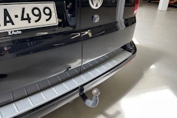 musta Volkswagen Transporter 2023 kuva 18.