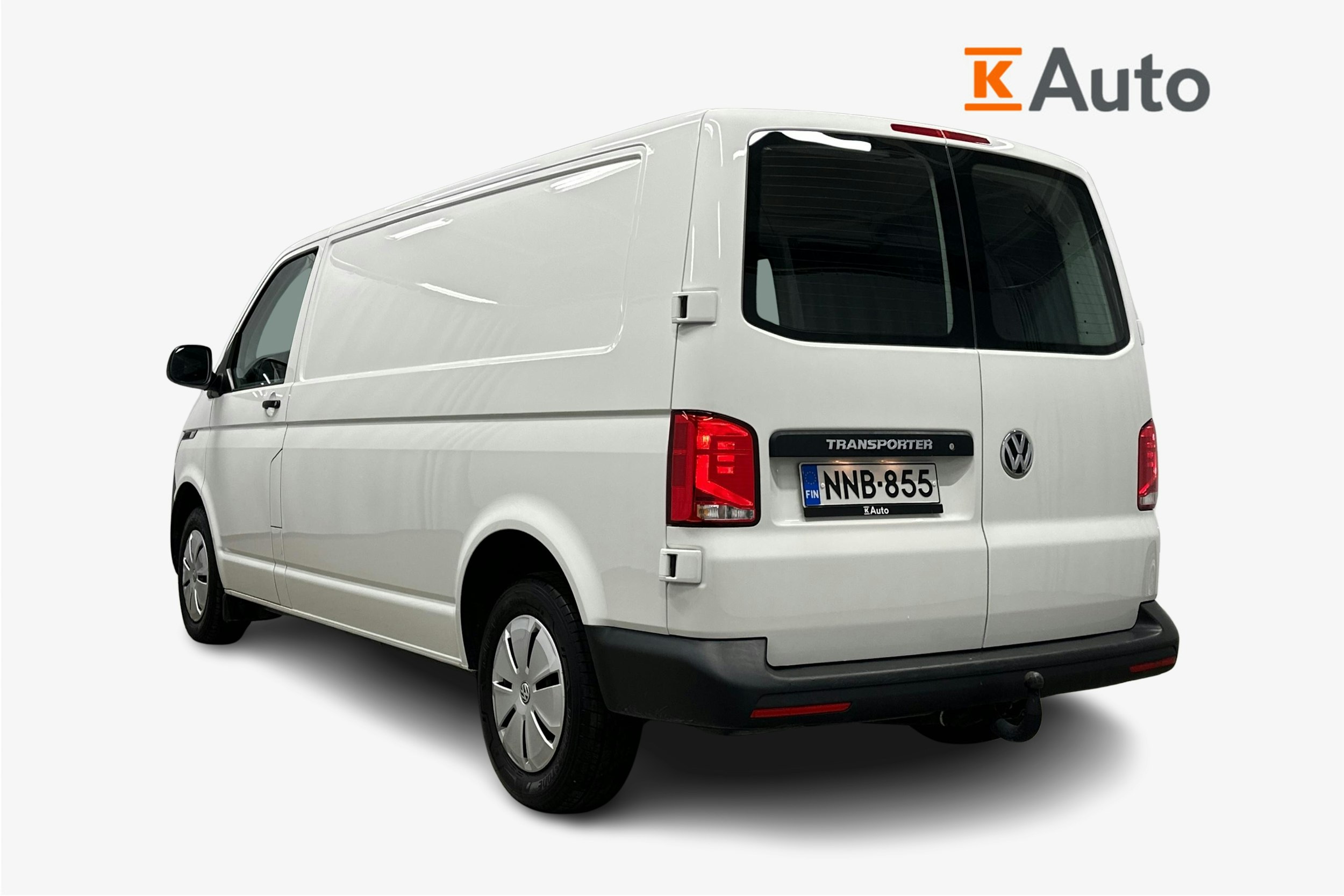 valkoinen Volkswagen Transporter 2023 kuva 2.