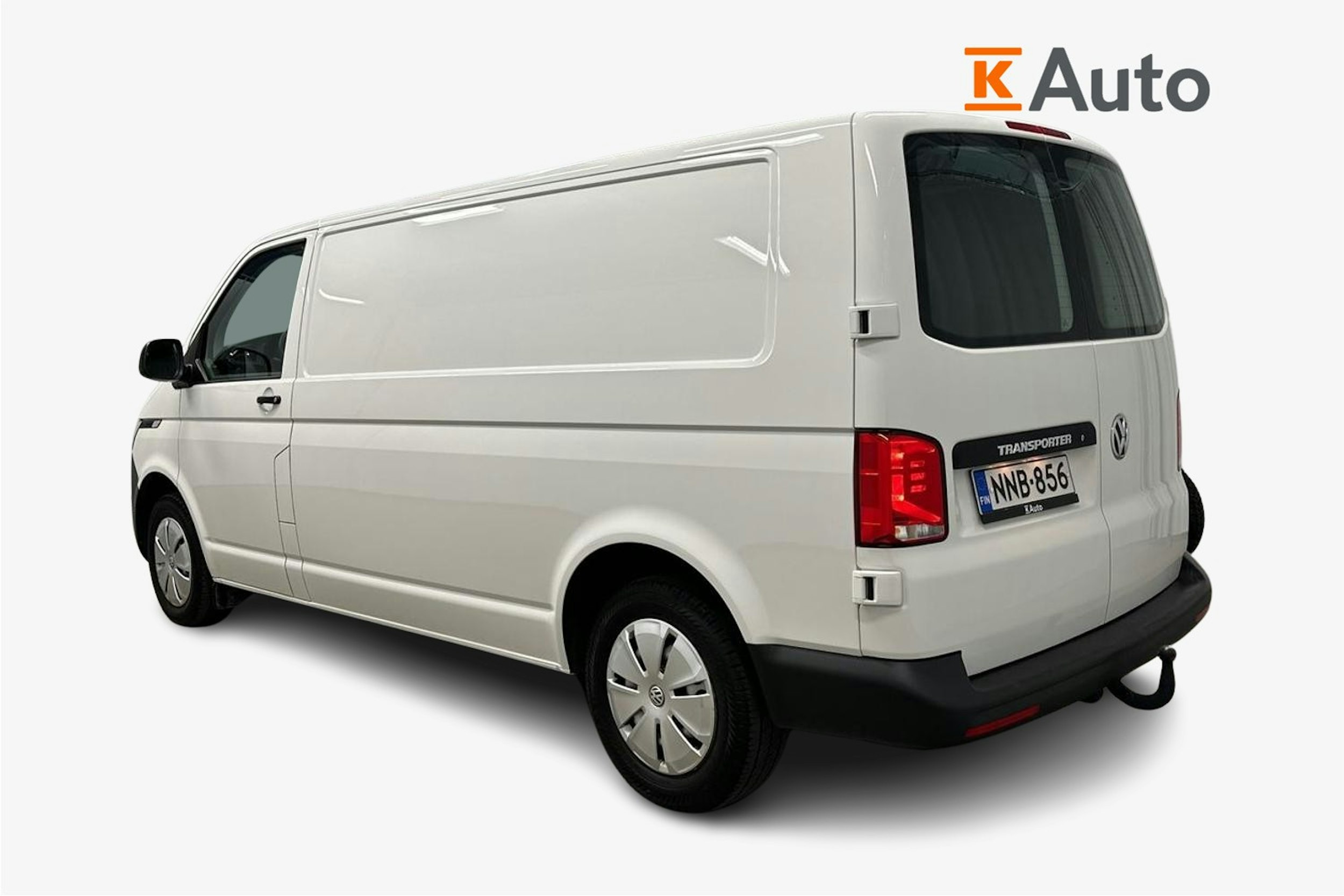 valkoinen Volkswagen Transporter 2023 kuva 2.