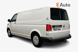 valkoinen Volkswagen Transporter 2023 kuva 2.
