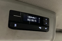 valkoinen Volkswagen Transporter 2023 kuva 17.
