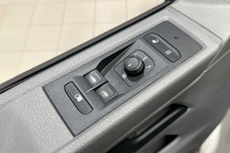 Valkoinen Volkswagen TRANSPORTER 2023 kuva 15.