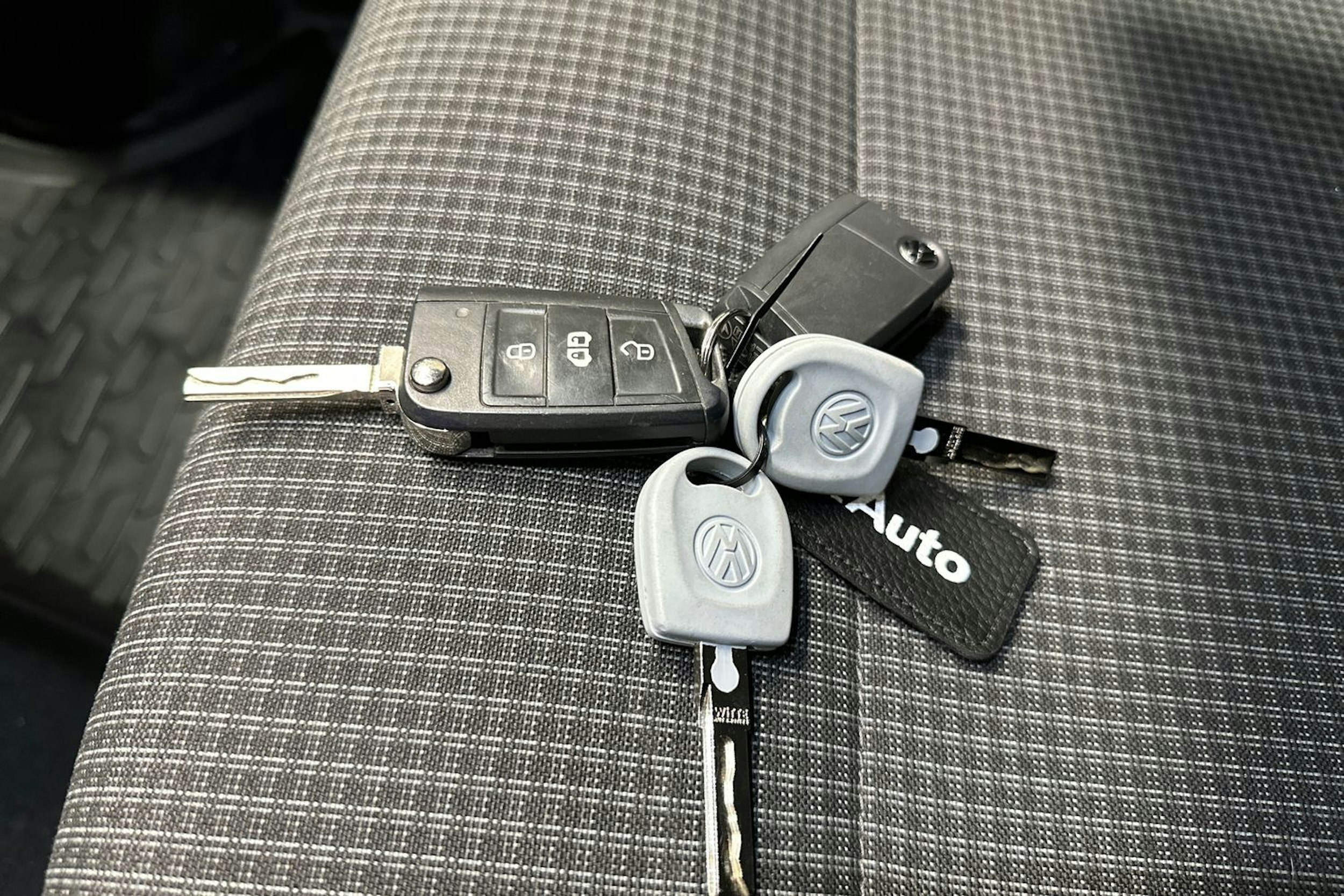 Valkoinen Volkswagen TRANSPORTER 2023 kuva 20.