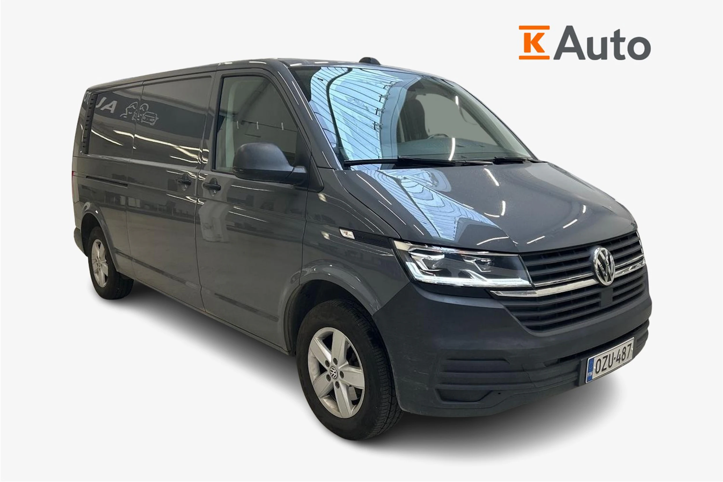 harmaa Volkswagen Transporter 2023 kuva 1.