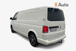 valkoinen Volkswagen Transporter 2023 kuva 2.
