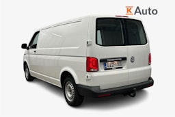 valkoinen Volkswagen Transporter 2023 kuva 2.