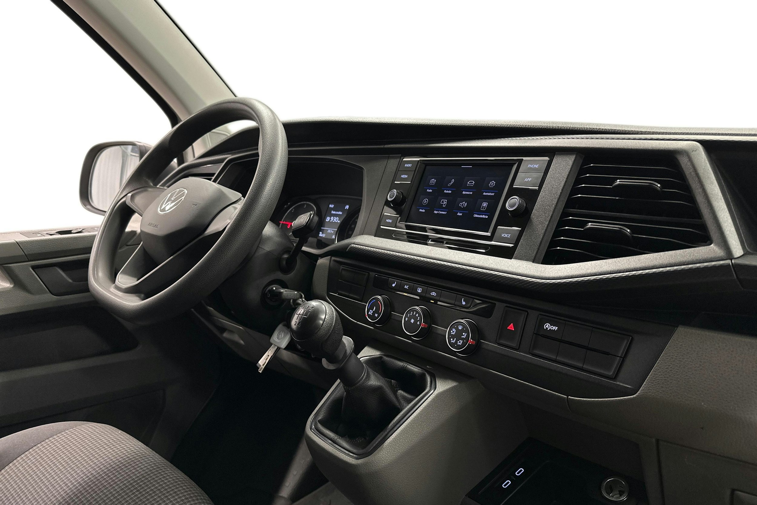valkoinen Volkswagen Transporter 2023 kuva 7.