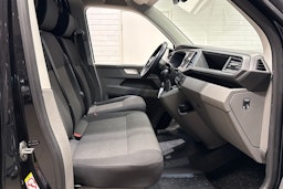 Musta Volkswagen TRANSPORTER 2023 kuva 17.