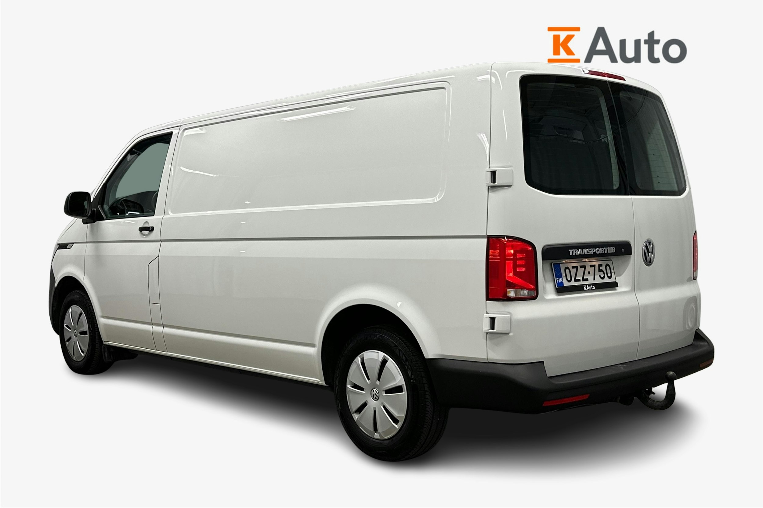 valkoinen Volkswagen Transporter 2023 kuva 2.