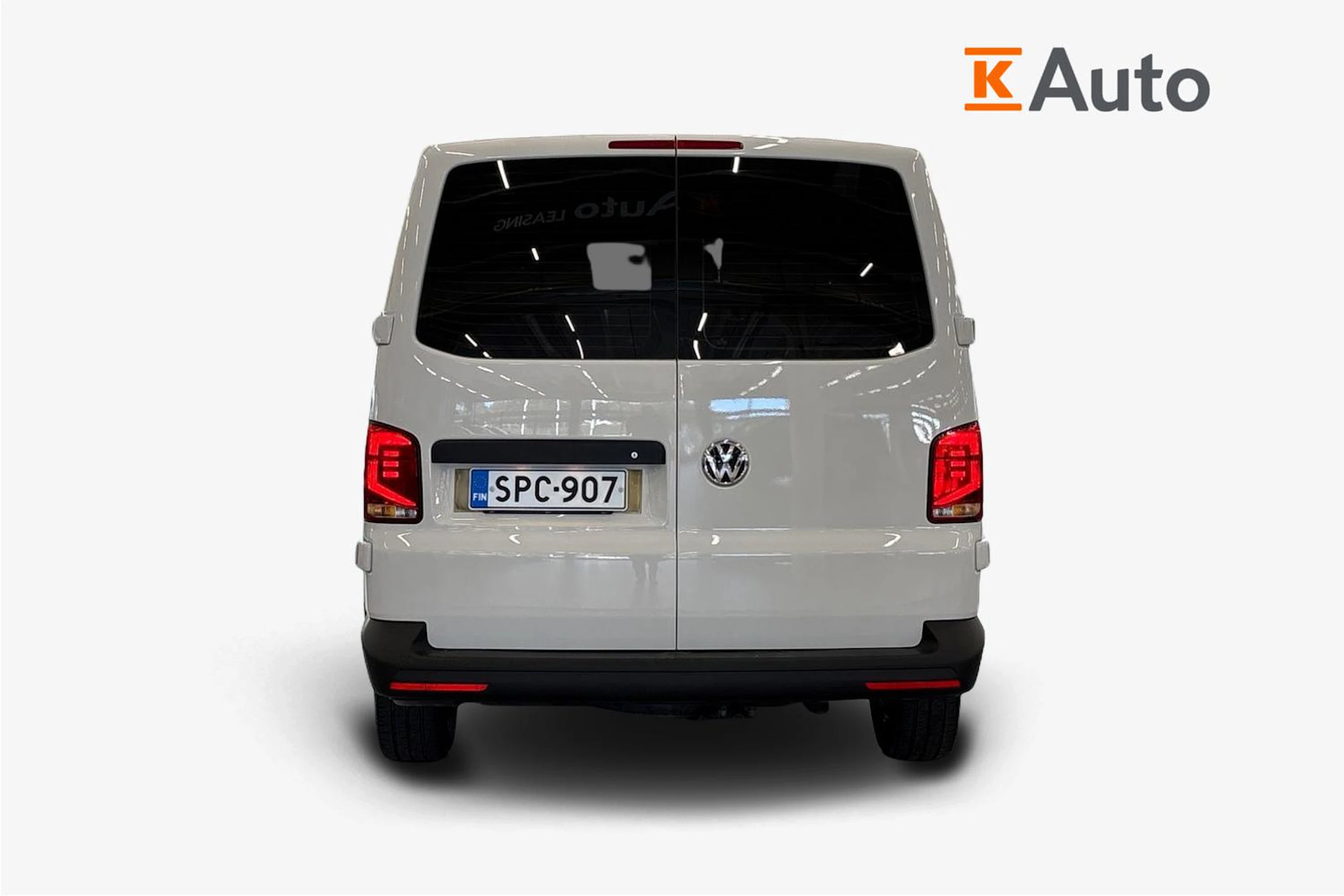 valkoinen Volkswagen Transporter 2023 kuva 3.