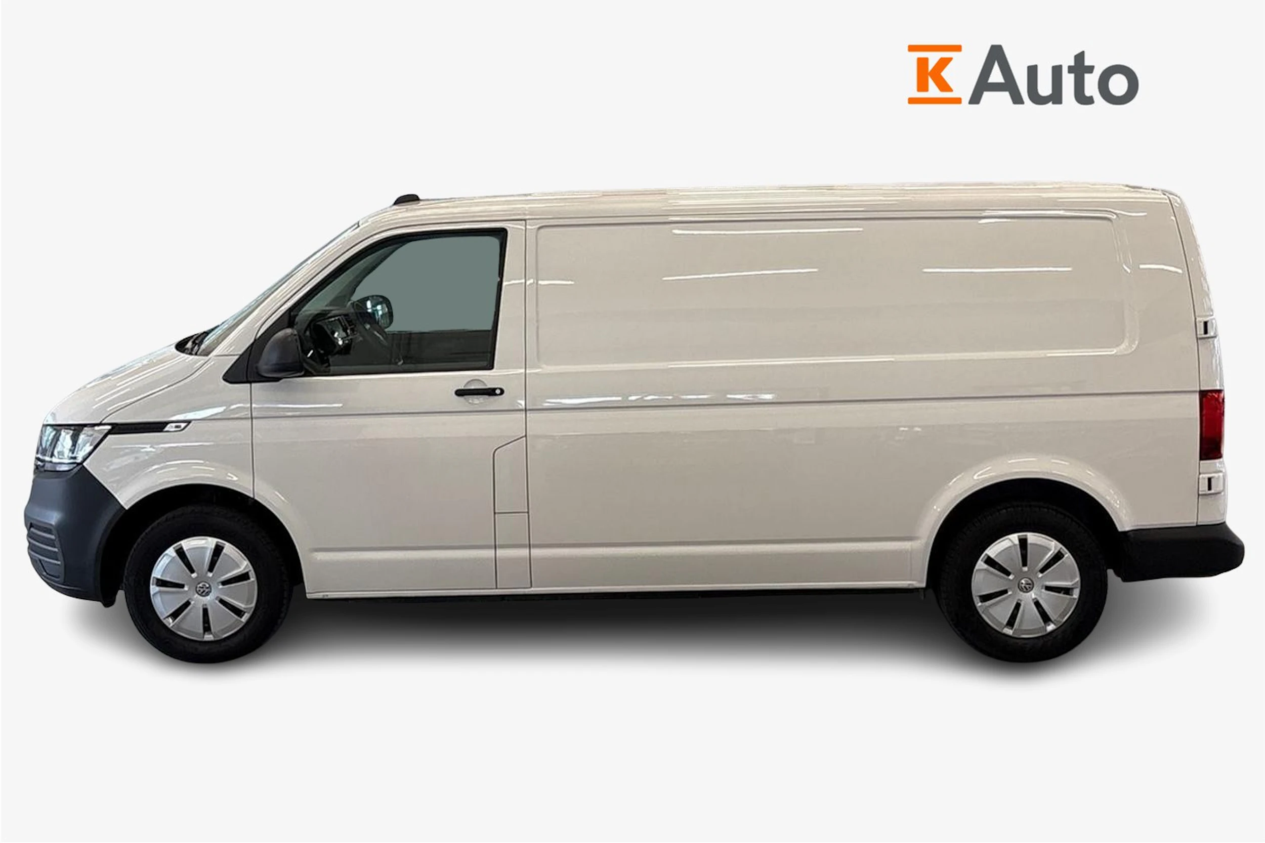 valkoinen Volkswagen Transporter 2023 kuva 5.