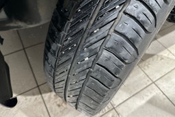 Musta Volkswagen TRANSPORTER 2023 kuva 13.