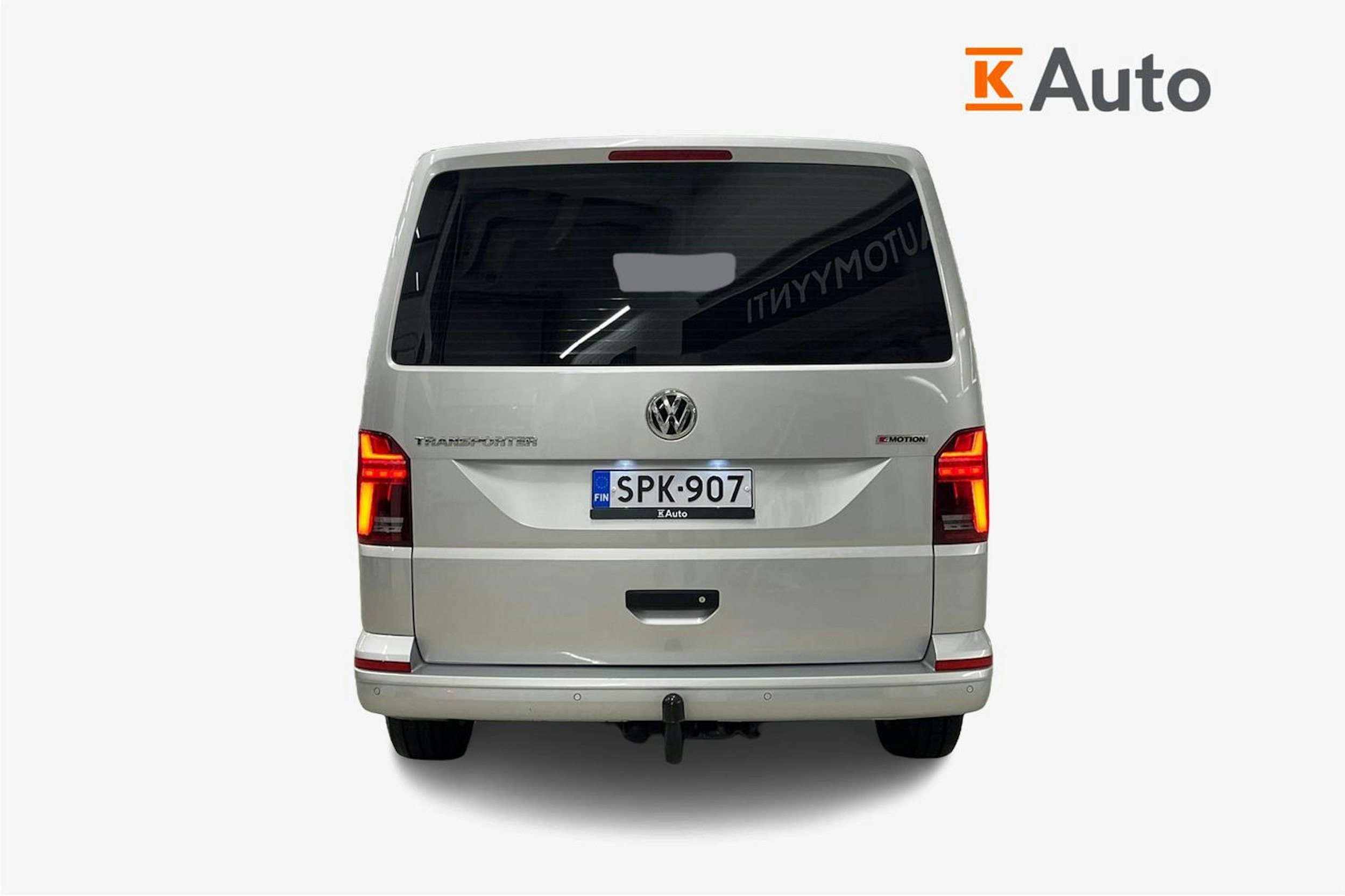 harmaa Volkswagen Transporter 2023 kuva 4.