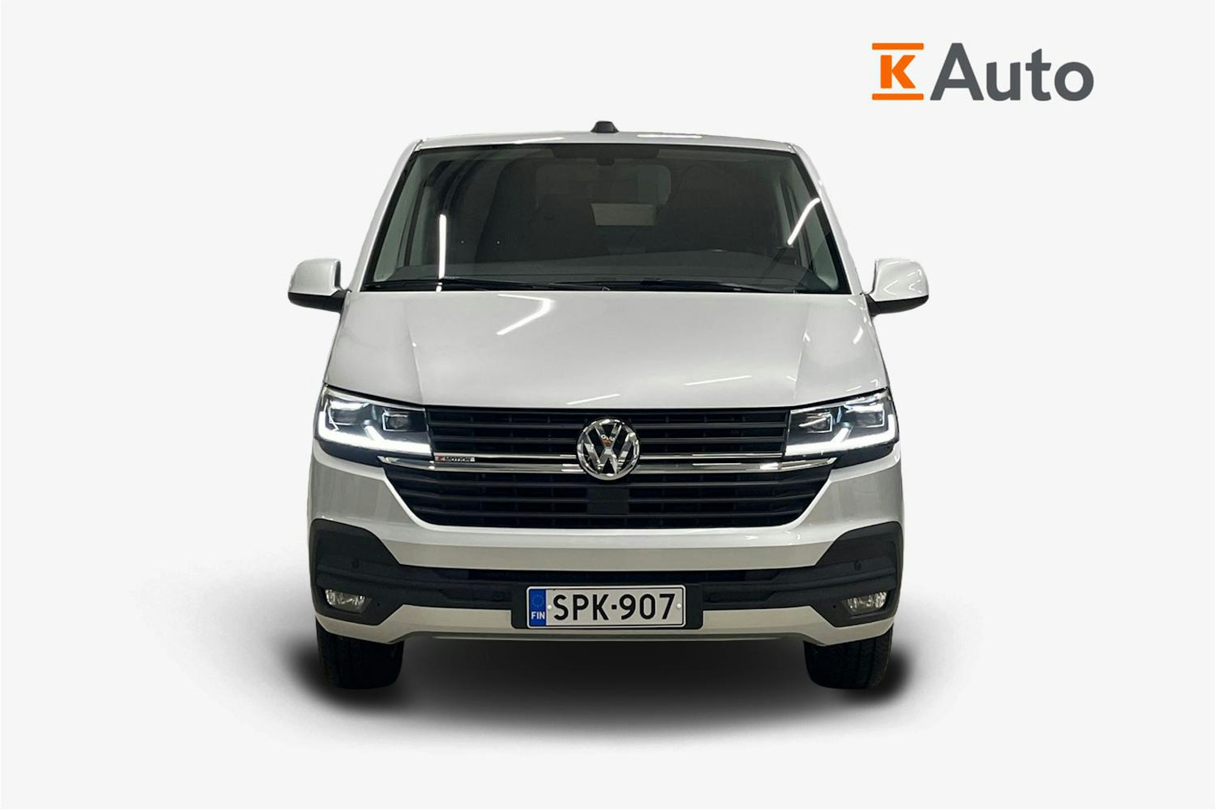 harmaa Volkswagen Transporter 2023 kuva 5.