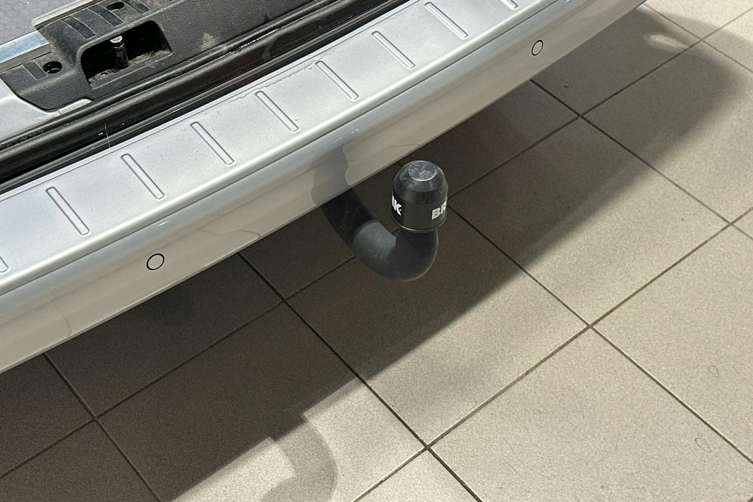 Harmaa Volkswagen TRANSPORTER 2023 kuva 15.
